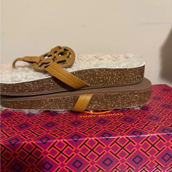 Tory Burch Miller Cloud Shearling Sandal-Sz 9 - Picture 11 of 12